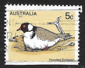 Australia #682 5c Australian Birds - Hooded Dotterel
