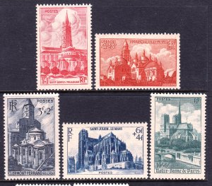 France 1947 Cathedrals Complete Mint MNH Set SC B213-B217 SG 992-996 CV £16