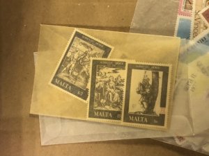 W.W Stamps Some Old U.S & Few Envelopes Of China Might Find Some Gems