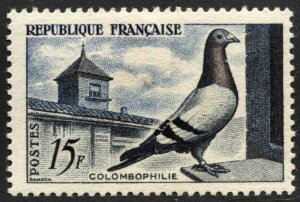 France #818 Homing Pigeon MLH CV$0.50