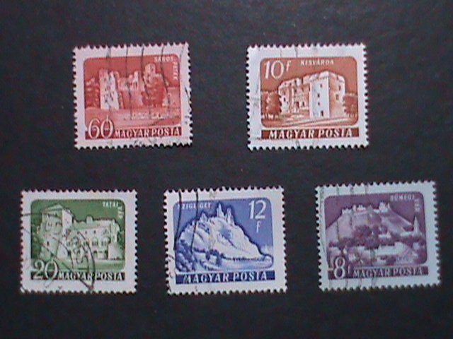 ​HUNGARY- -VERY OLD FAMOUS HISTORIC BUILDINGS USE STAMPS VERY FINE