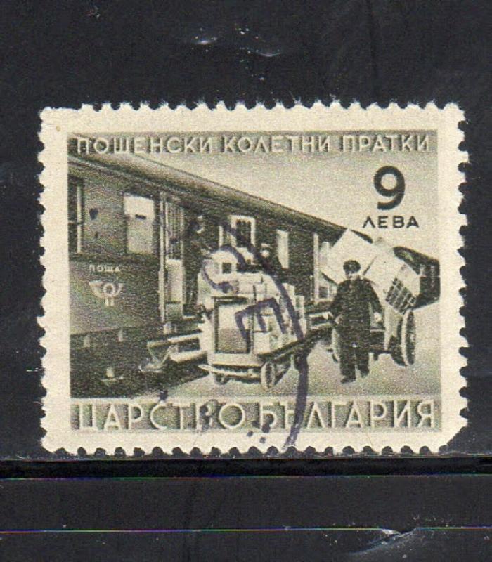 BULGARIA #Q13      1941  9c  PARCEL POST    F-VF  USED  b