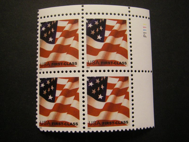 Scott 3620, 37c nondenominated Waving Flag, PB4 #P1111 UR, MNH with corner tear