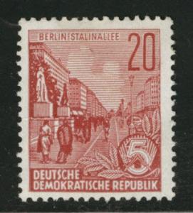 German DDR  Scott 268 MH* Belrin City Hall perf 14 1955