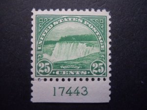 #568 25c Niagra Falls Plate # Single MNH OG F/VF CV $55 Includes New Mount