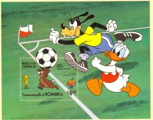 DOMINICA 1982 DISNEY WORLD CUP SOCCER ESPANA 82 Souvenir Sheet Sc 753 MNH