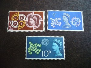 Stamps - Great Britain - Scott# 382-384 - Used Set of 3 Stamps