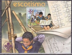 Guinea-Bissau, 2011 issue. Scouts Building a Structure on a s/sheet. ^