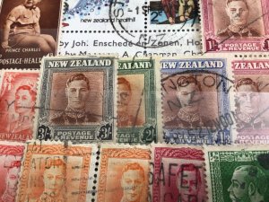 New Zealand vintage mounted mint or used stamps Ref 63084