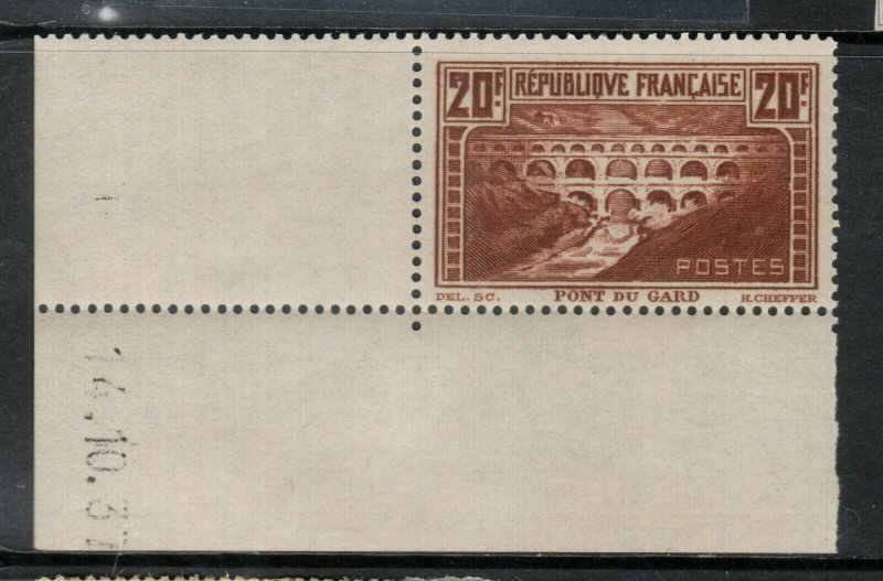 France #254a (Maury #262) Very fine Never Hinged Lower Left Margin **Cert.**