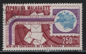 MALAGASY, C129, USED, 1974, Letters and UPU Emblem