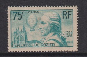 France  #308  MH  1936  de Rozier and his balloon