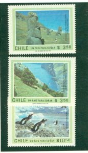 CHILE 587-9 MNH CV $8.00 BIN $4.50