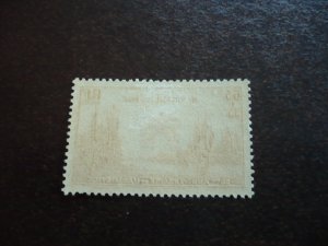 Stamps - France - Scott# B77 - Mint Hinged Set of 1 Stamp