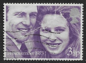 Great Britain #707 3 1/2p Princess Anne and Mark Phillips ~ Used