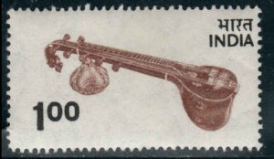 India  #682  Mint NH CV $4.25