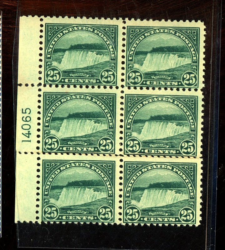 568 MINT PL BLOCK FINE OG NH Cat $425