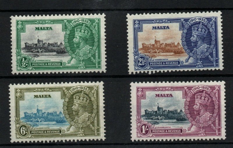 Malta KGV 1935 Silver Jubilee fine LHM SG210-213 WS25135