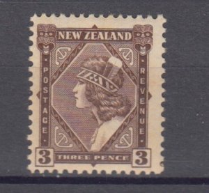 J38472, 1936-42 new zealand mh #208 perf 13 1/2