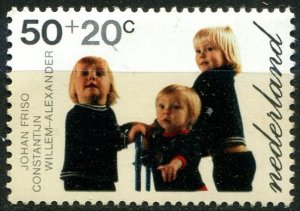 Netherlands Sc#B492 MNH, 50c+20c multi, Children Stamps 1972 (1972)