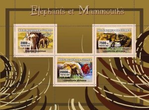 GUINEA - 2007 - Elephants & Mammoths - Perf 3v Sheet - Mint Never Hinged