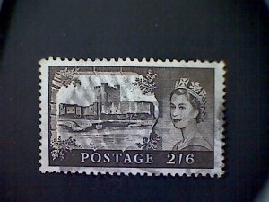 Great Britain, Scott #371, used(o), 1959, Carrickfergus Castle, 2/6, dark brown