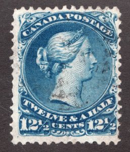 1868 Canada Sc #28 - 12½ cent - Large Queen Victoria Stamp - Cv$110