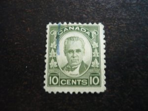 Stamps - Canada - Scott# 190 - Used Set of 1 Stamp