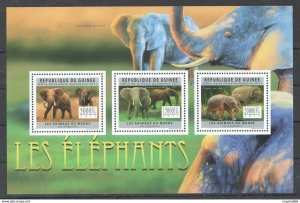 2011 Guinea Fauna Animals Les Elephants 1Kb ** Bc270