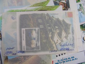 CUBA, Excellent accumulation of Souvenir Sheets & other Stamps