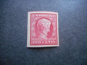 # 368 VFNH  (4 Large Margins)