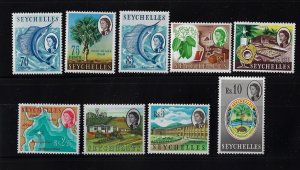 Seychelles  QEII pict. set compl., sg196-212+233-237/sc198-212++. MNHCV £79(a654