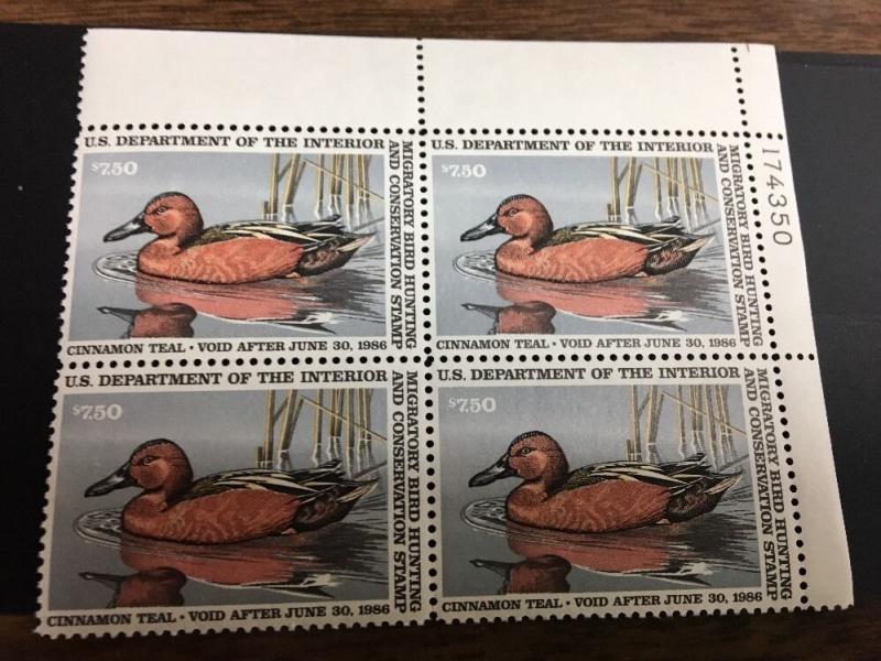 US RW52 PB Federal Duck Stamp - mint never hinged - very nice 1985 stamp