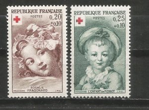 France # 365-366 MNH