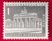 GERMANY BERLIN DSCOTT#9N120 1957 1M BRANDENBURG GATE - MNH