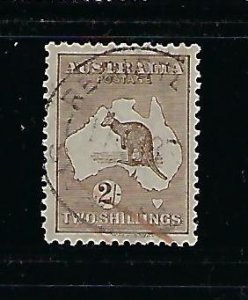 AUSTRALIA SCOTT #52 1915-24 KANGAROO WMK 10- 2SH ( BROWN) USED