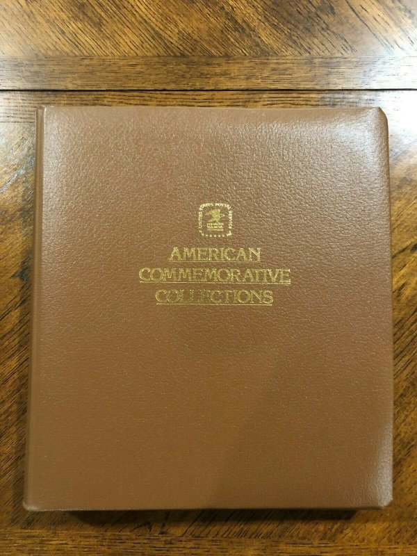 2 - Vintage USPS American Commemorative Collections 23 Ring Binders w/16 Pages