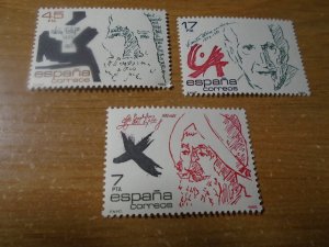 Spain  #  2445 / 2447-48  MNH