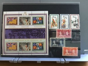 Niue mint never hinged stamps   R25020