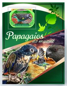 GUINE BISSAU 2016 SHEET PARROTS PERROQUETS LOROS PAPAGAIOS BIRDS AVES gb16805b