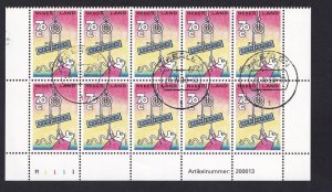 Netherlands  #925 cancelled 1996 moving stamp x10