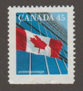 Canada 1361as    flag - booklet single