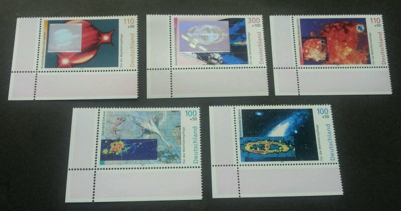 Germany Cosmos & Galaxy 1999 Space Satellite (stamp margin MNH *Hologram unusual