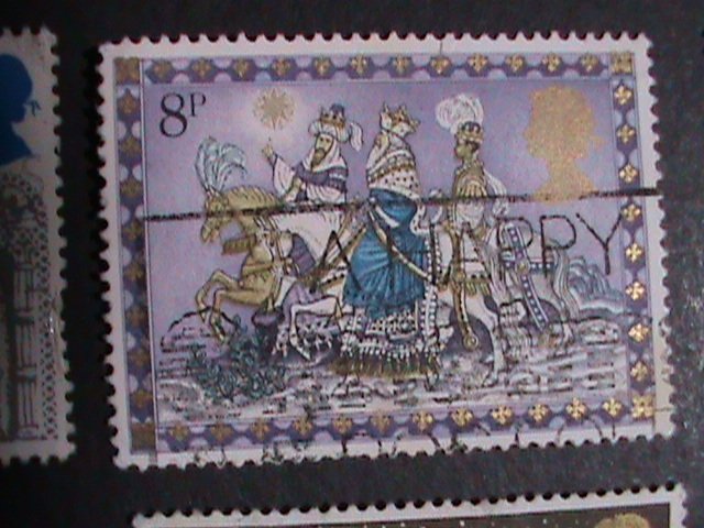 ​GREAT BRITAIN -12 VERY OLD CHRISTMAS STAMPS USED-VF WE SHIP TO WORLD WIDE