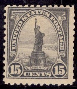 US Stamp #566 15c Liberty MINT NH SCV $35.00