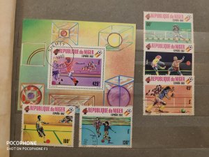 1982	Niger	football (F10)