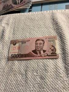 NORTH KOREA.2008=BANKNOTE..5000 WON.UNCIRCULATED=SPECIMEN