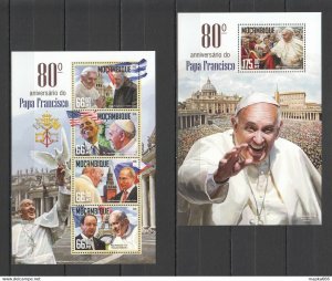 2016 Mozambique Famous People Pope Francis 1Kb+1Bl ** St2139