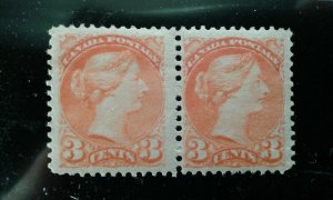 Canada #41 MNH pair vermilon e204 8321