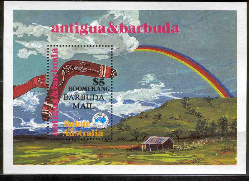 BARBUDA 677 MNH BOOMERANG SOUVENIR SHEET